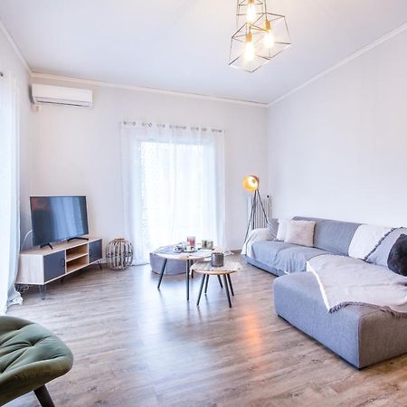 Apartment With Parking Near Medical Center 아테네 외부 사진