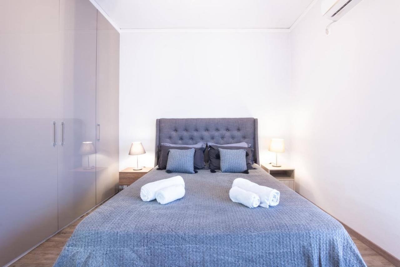 Apartment With Parking Near Medical Center 아테네 외부 사진