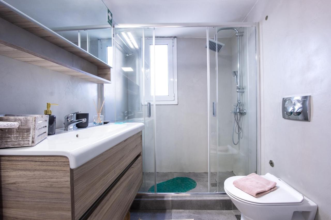 Apartment With Parking Near Medical Center 아테네 외부 사진