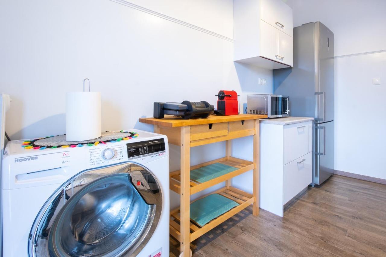 Apartment With Parking Near Medical Center 아테네 외부 사진